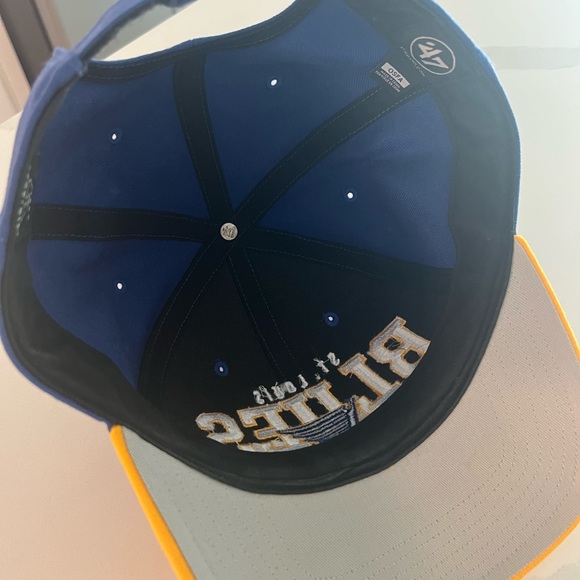 47 Brand St. Louis Blues Strapback - Picture 2 of 3